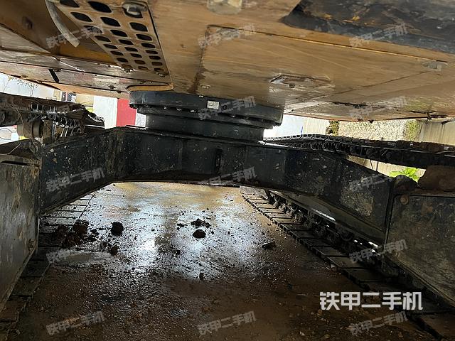 单侧履带整体（整机外观）