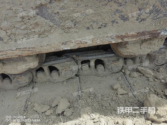 单侧履带整体（整机外观）