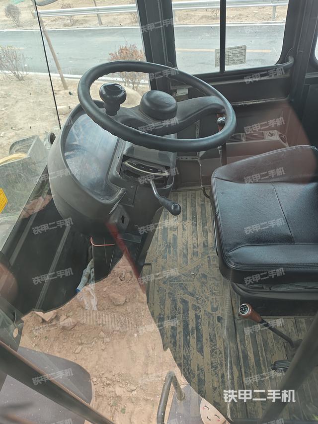 驾驶室工作台（整机外观及大件）