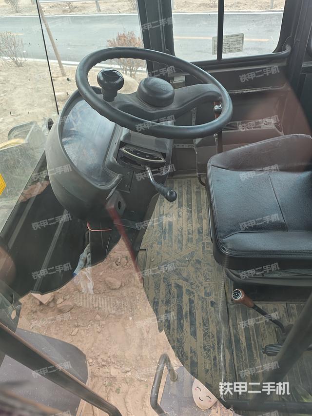 驾驶室操作台（整机外观及大件）