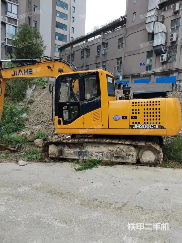 单侧履带整体（整机外观）