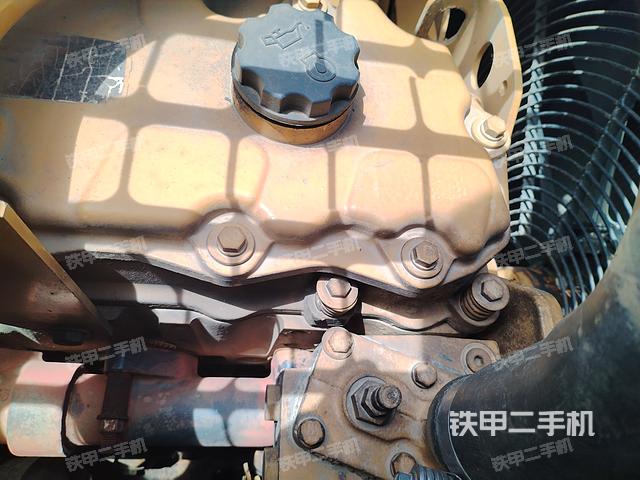 发动机整体俯视（整机外观）