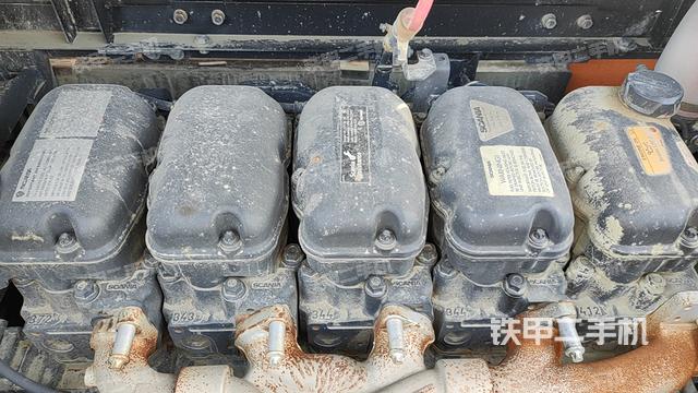 发动机整体俯视（整机外观）