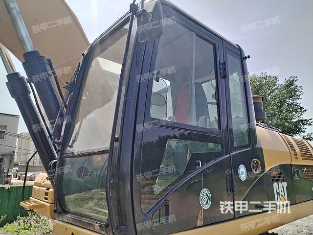 驾驶室整体（整机外观）