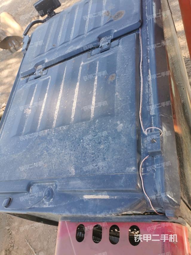 駕駛室頂部俯視（上車部件）