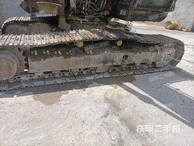 单侧履带整体（整机外观）