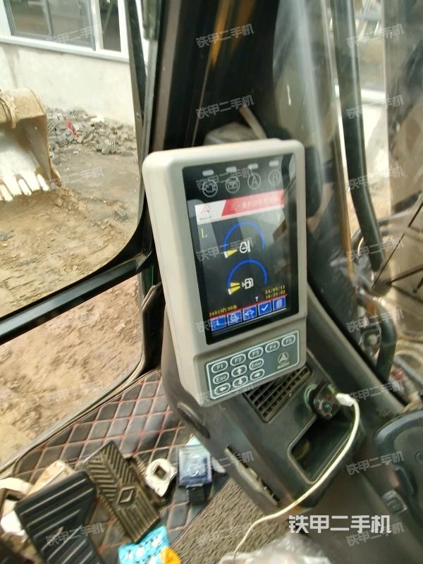 显示屏 （驾驶室部分）