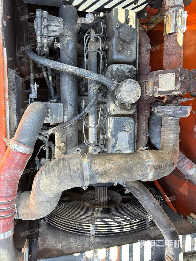 发动机整体俯视（整机外观）