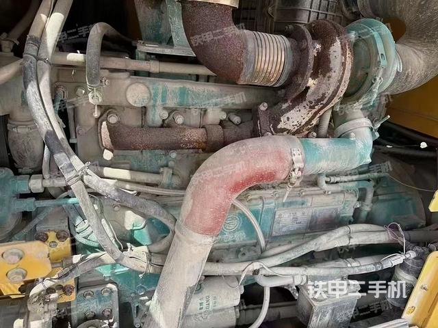 发动机右侧（整机外观及大件）