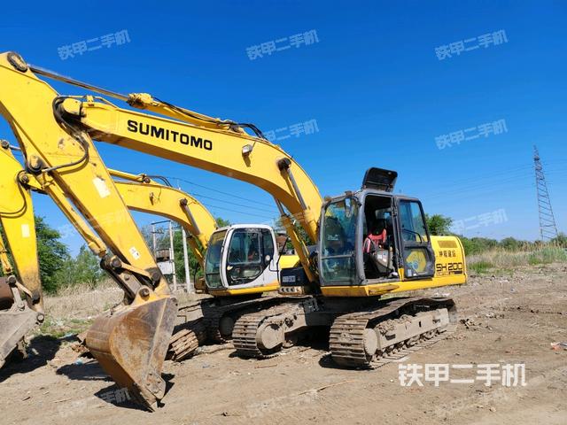 住友SH200-5挖掘機(jī)