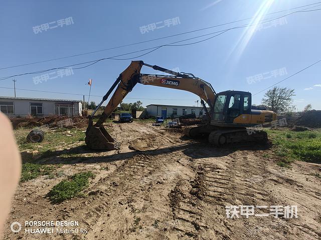徐工XE205DA挖掘机