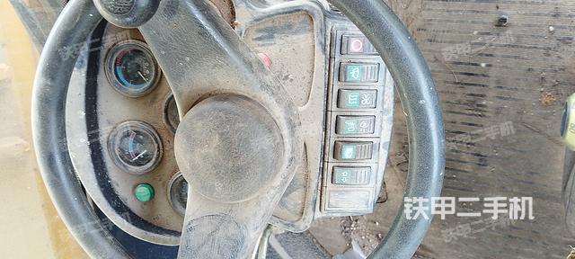 驾驶室操作台（整机外观及大件）