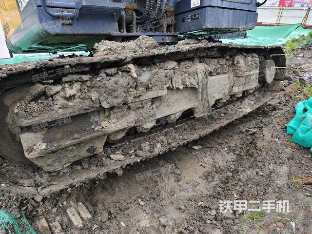 单侧履带整体（整机外观）