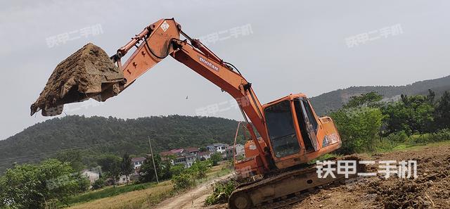 斗山DH150LC-7挖掘機(jī)