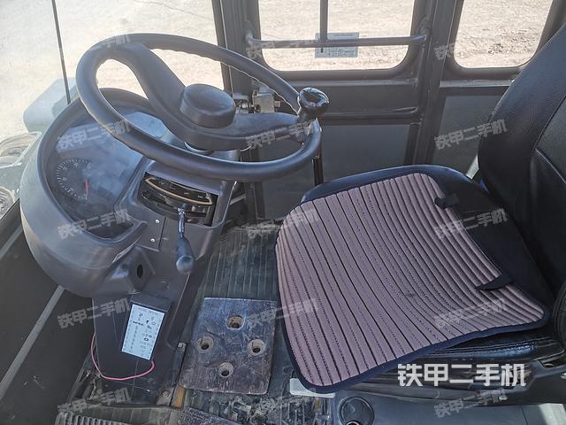 驾驶室工作台（整机外观及大件）