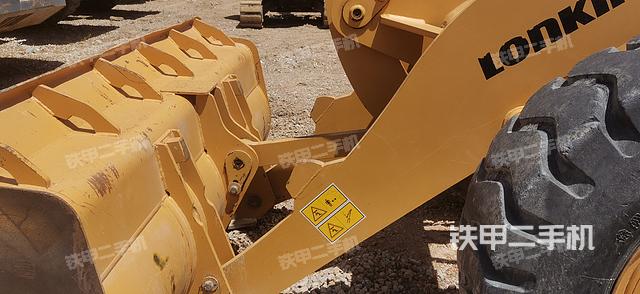 工作装置整体（整机外观及大件）