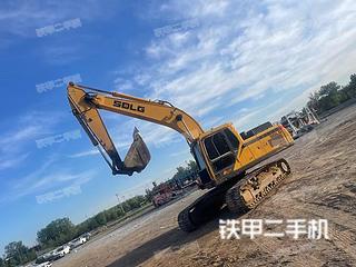 北京山东临工LG6210挖掘机实拍图片