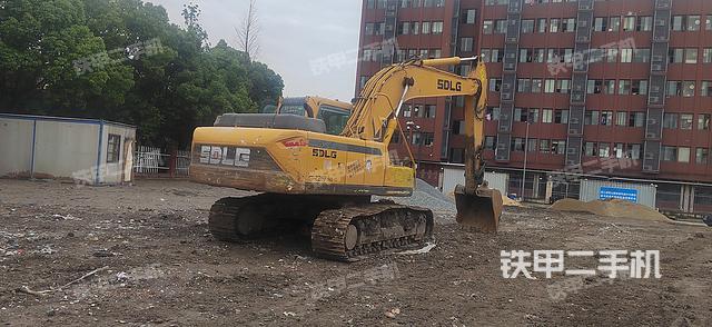 整机右后45°（整机外观）