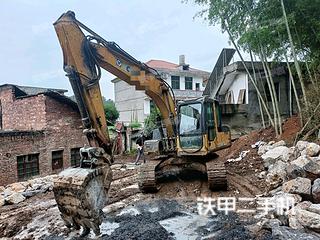 扬州徐工XE135B挖掘机实拍图片