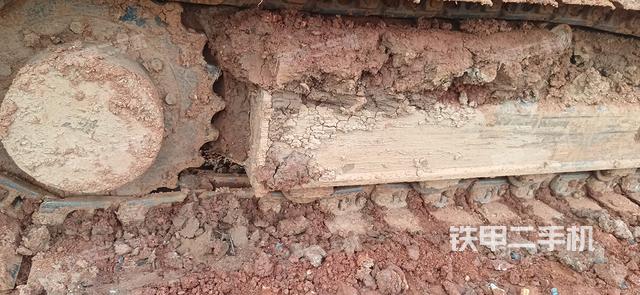 单侧履带整体（整机外观）