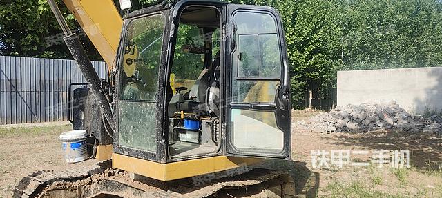 驾驶室整体（整机外观）