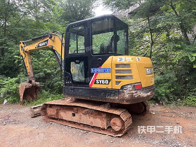 三一重工SY55C挖掘机