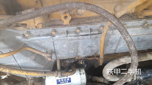 发动机右侧（整机外观及大件）