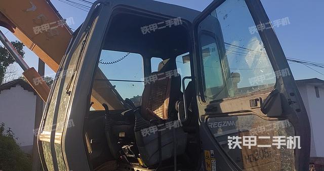 驾驶室整体（整机外观）