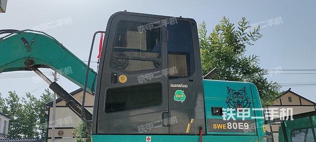 驾驶室整体（整机外观）