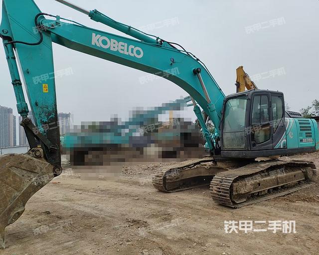 神钢SK260LC-10挖掘机