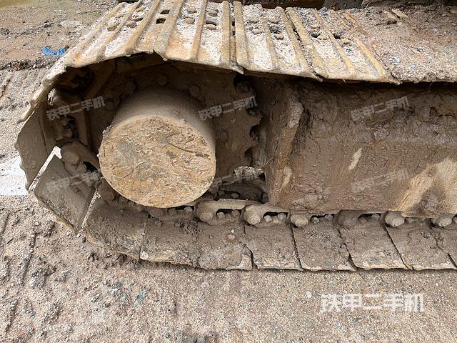 驾驶室整体（整机外观）