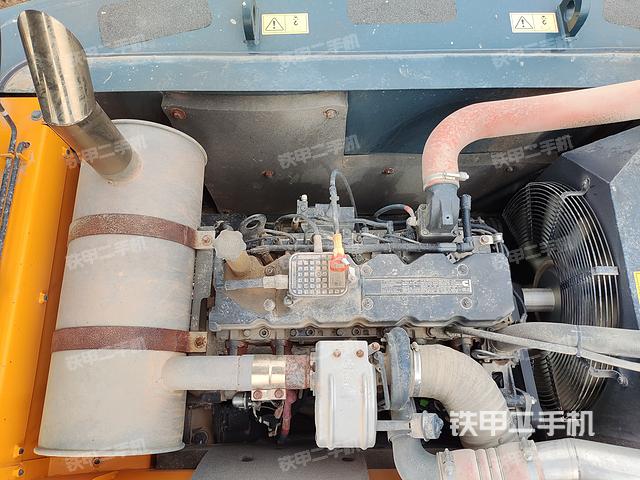 发动机整体俯视（整机外观）