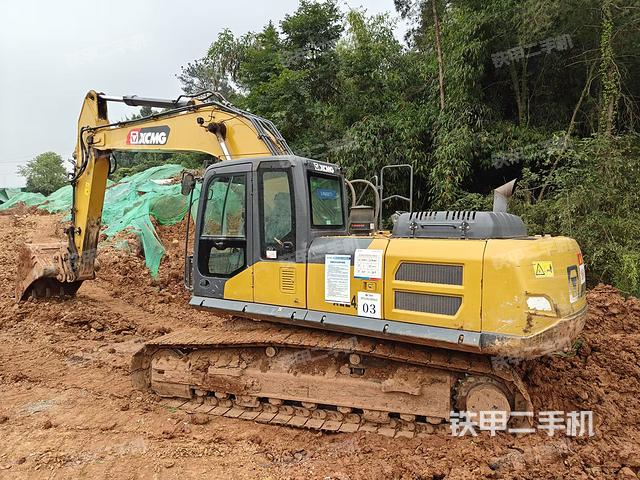 徐工XE245DK挖掘机