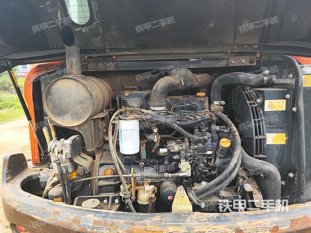 发动机整体俯视（整机外观）