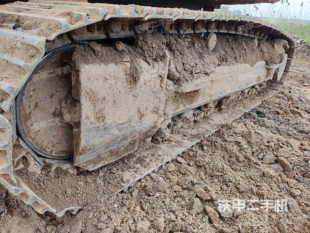 单侧履带整体（整机外观）