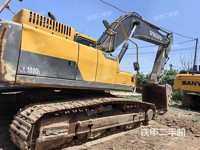 整机右后45°（整机外观）