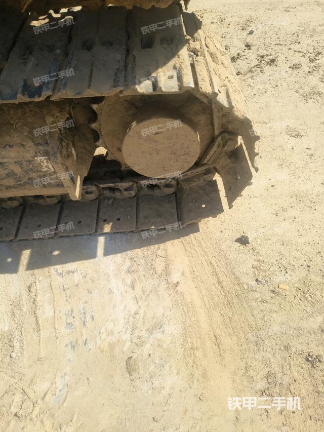 左侧行走马达盖板（行走机构）