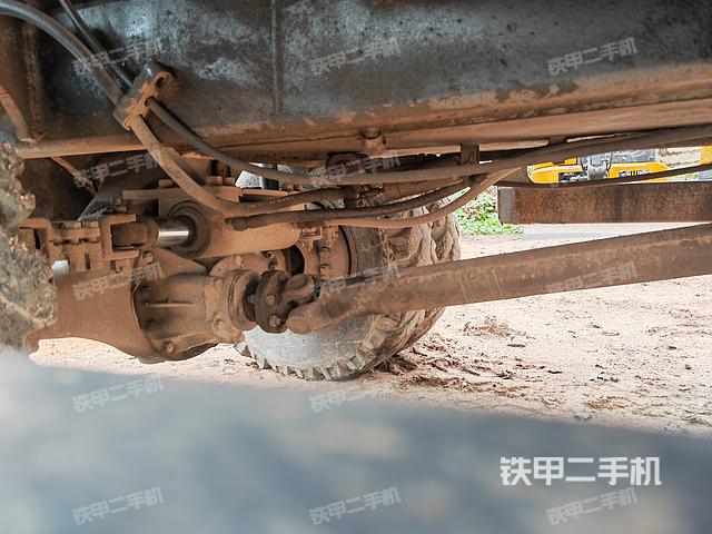 单侧履带整体（整机外观）