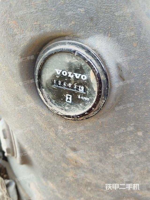 驾驶室整体（整机外观）