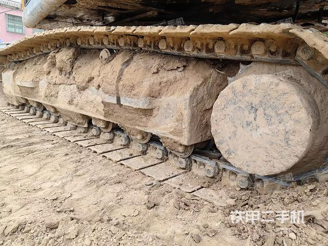 单侧履带整体（整机外观）