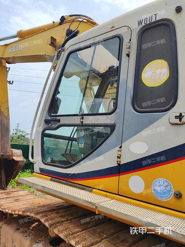 驾驶室整体（整机外观）