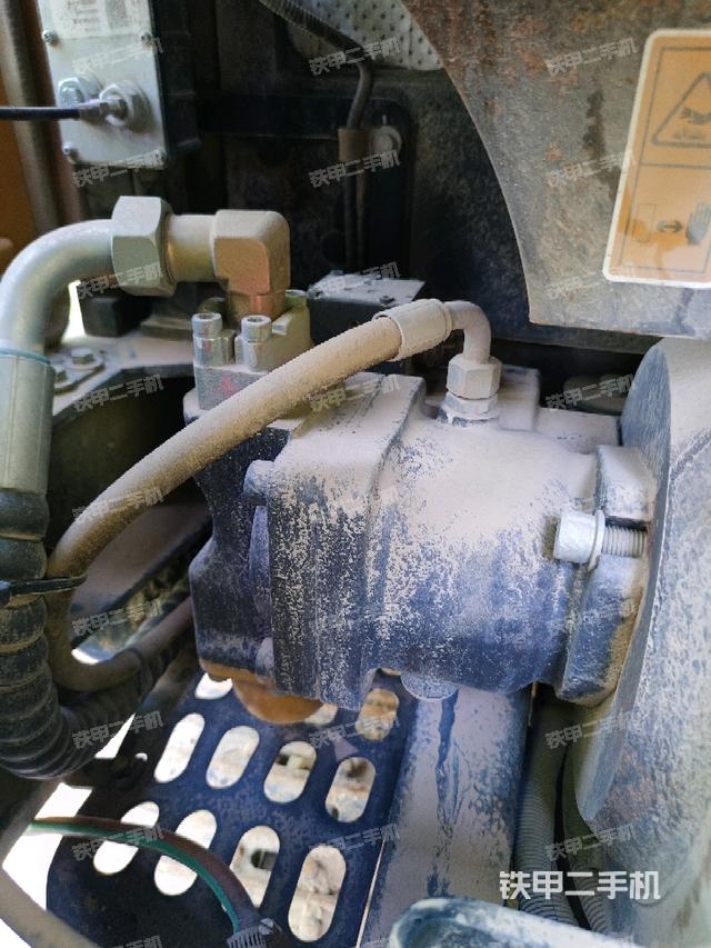 液压泵室（大件舱室）