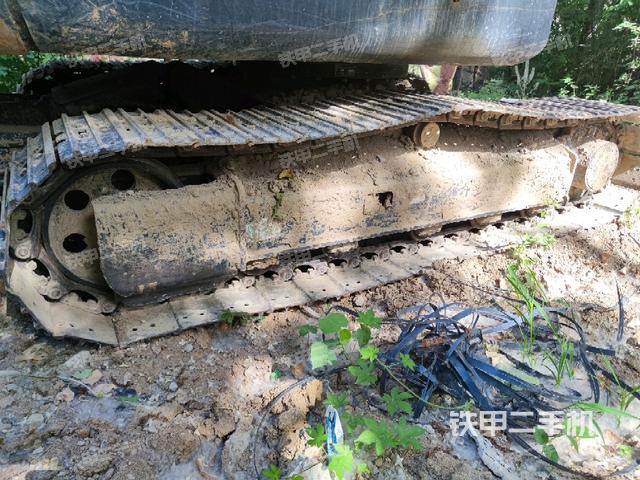 左侧履带整体 （行走机构）