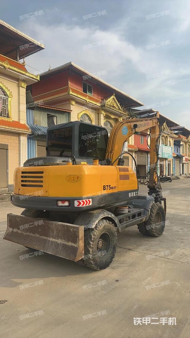 整机右后45°（整机外观）