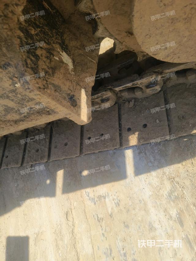 左驱动轮（行走机构）