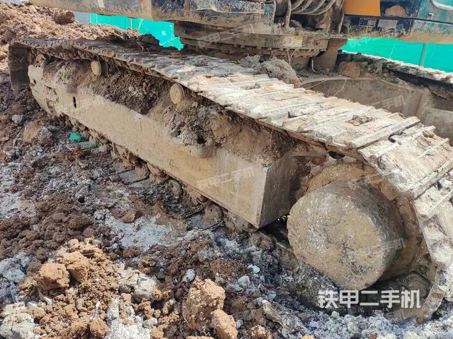 单侧履带整体（整机外观）