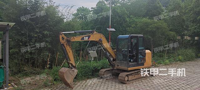 卡特彼勒CAT®305.5E2 小型液压挖掘机