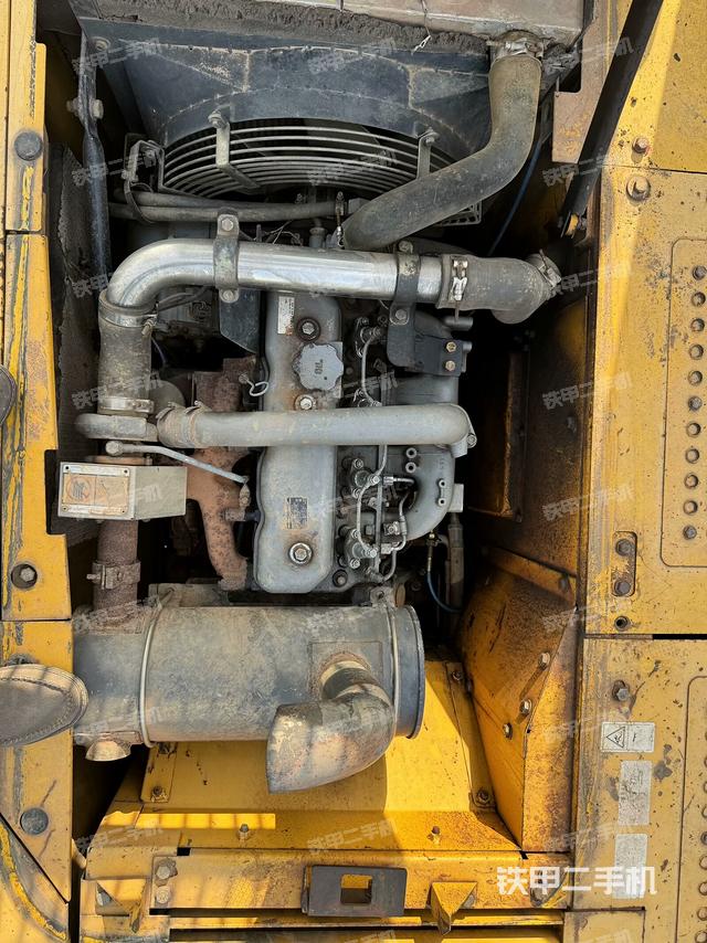 发动机整体俯视（整机外观）