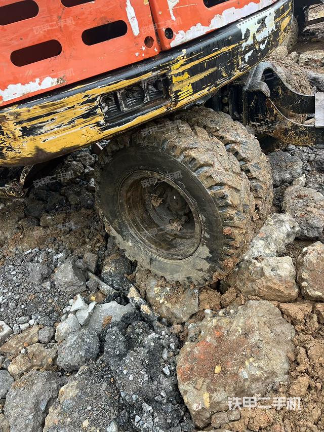 单侧履带整体（整机外观）