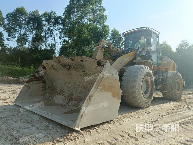 工作装置整体（整机外观及大件）